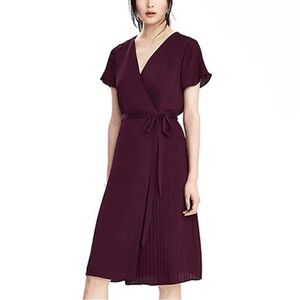 Banana Republic Burgundy Wrap Dress Short Sleeve Midi M